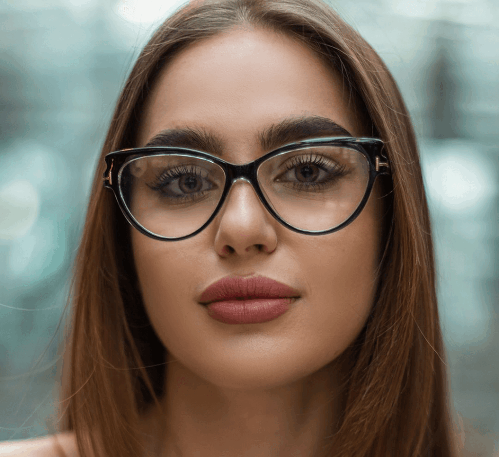 Como os óculos impactam sua imagem pessoal